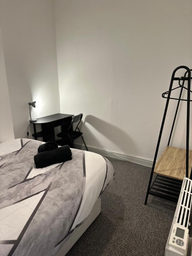 Tiye Estates Short Stay Stoke-on-Trent Buitenkant foto