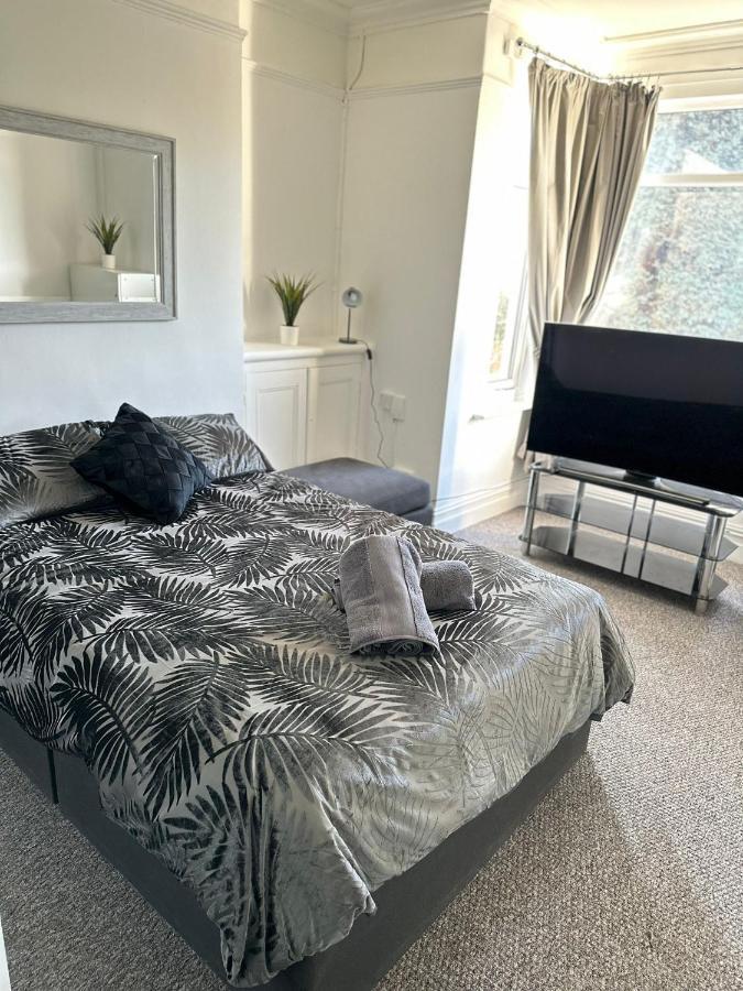 Tiye Estates Short Stay Stoke-on-Trent Buitenkant foto